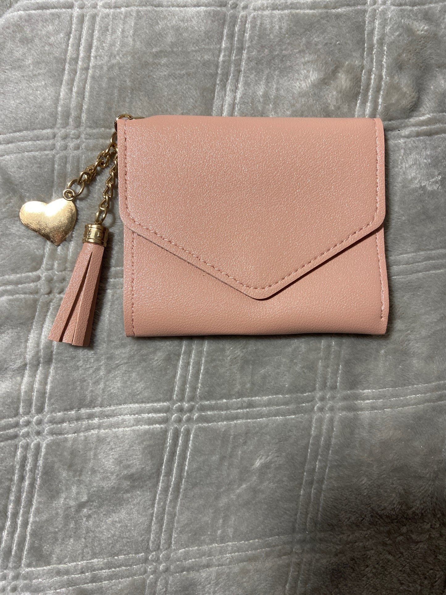 (E) Wristlet Wallets