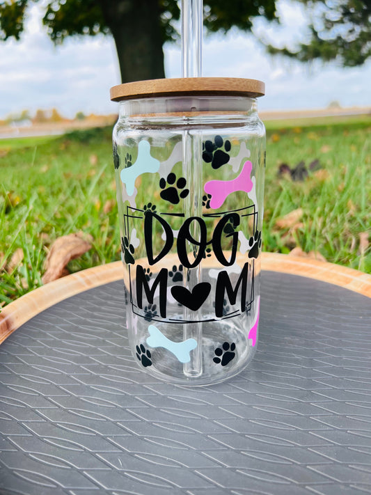 (F) Dog mom glass cup