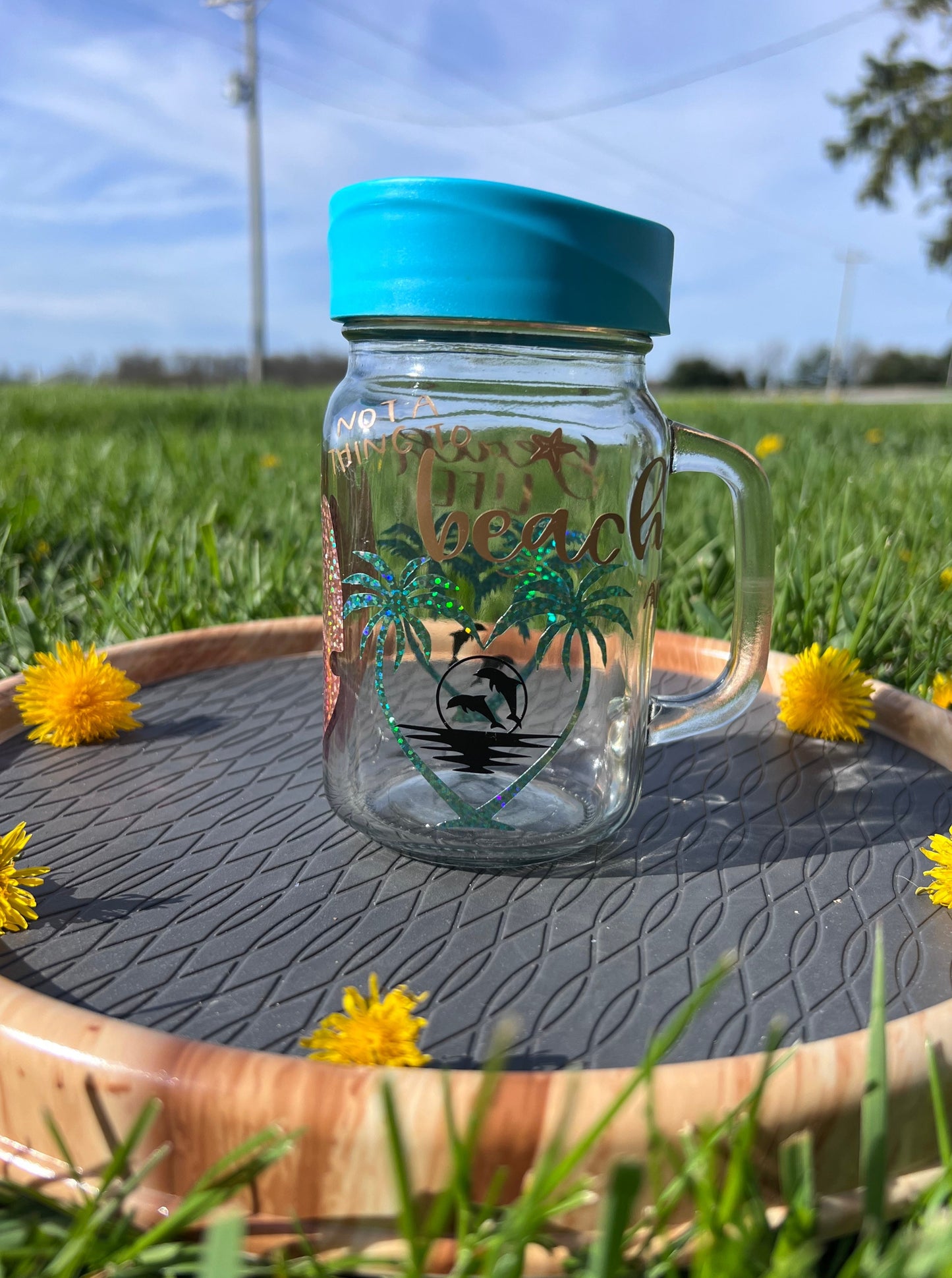 (F) Not a thing to beach about glass cup with lid