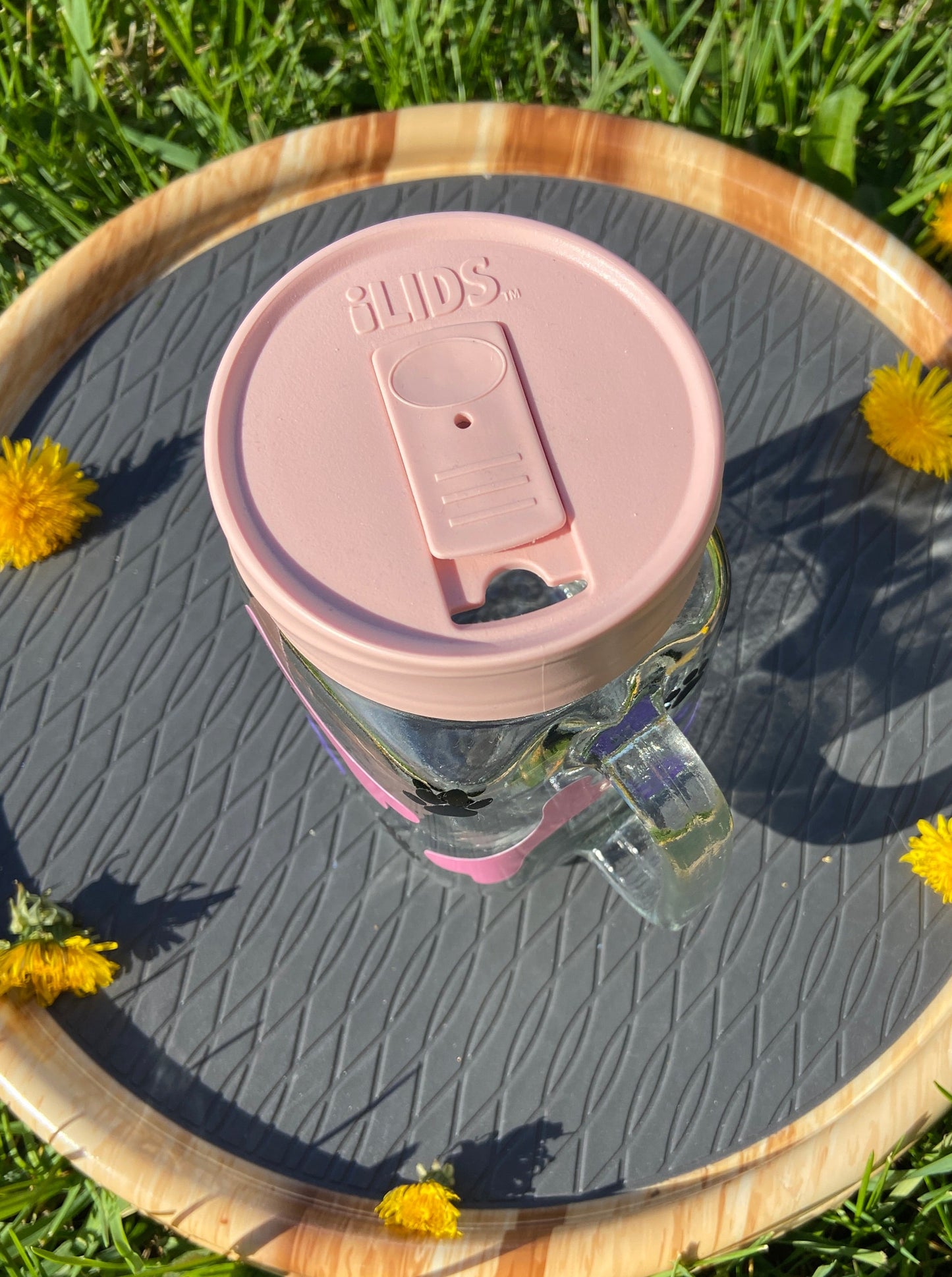 (F) Dog mom glass cup with lid